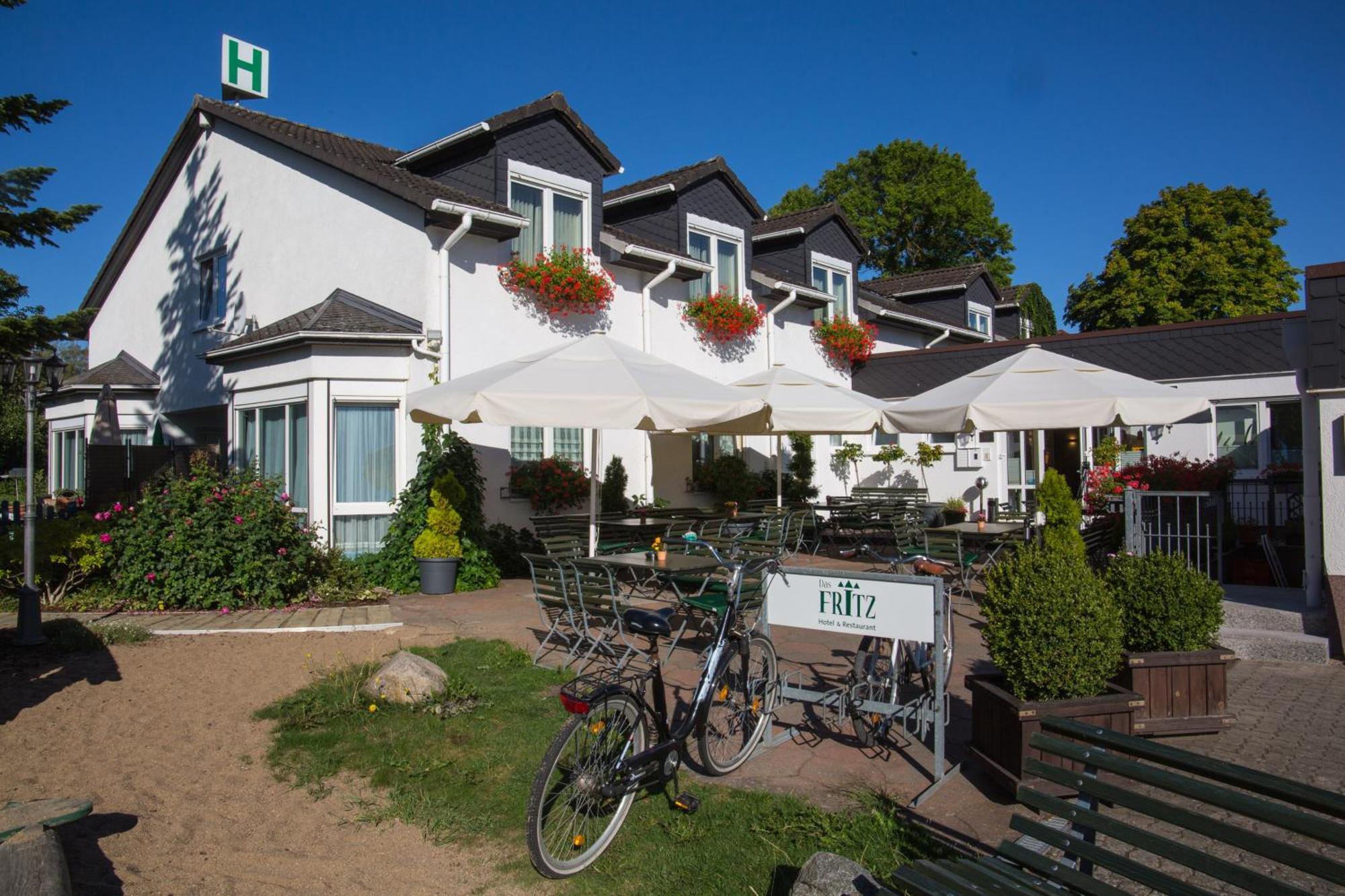 Das Fritz Hotel Schwerin Schoene Lage Im Gruenen Mit Regionaler Kueche Kostenfreien Parkplaetzen Und E Ladestation Exterior photo