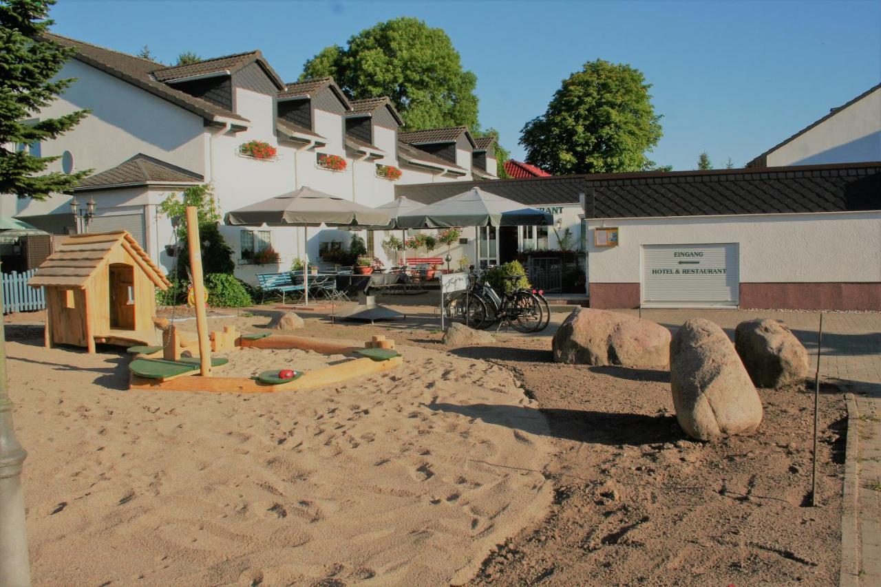 Das Fritz Hotel Schwerin Schoene Lage Im Gruenen Mit Regionaler Kueche Kostenfreien Parkplaetzen Und E Ladestation Exterior photo